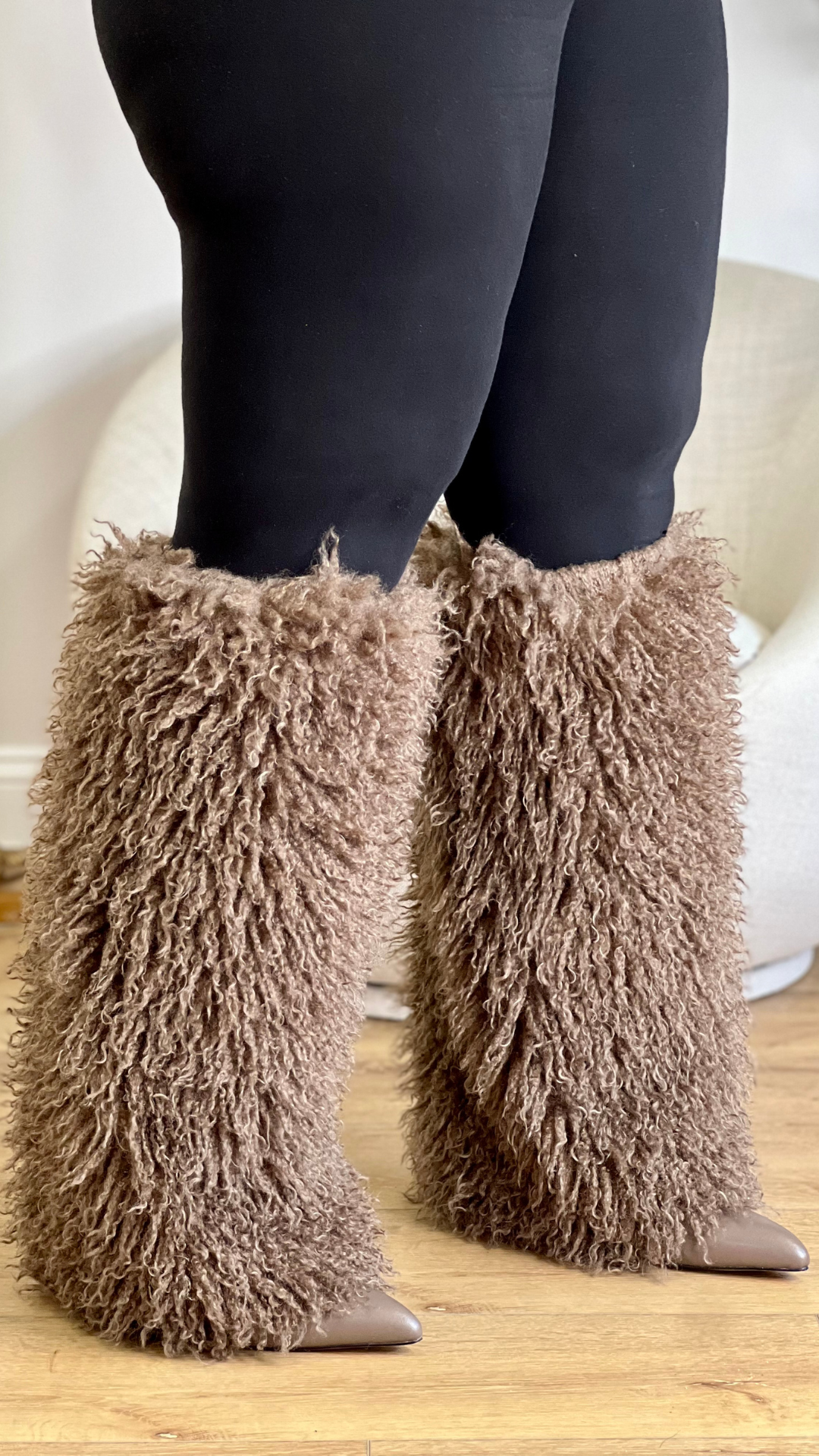 SAVANNAH KNEE HIGH - TAUPE